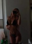 Dina Escort